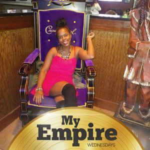 Meet your Posher, Lauraine